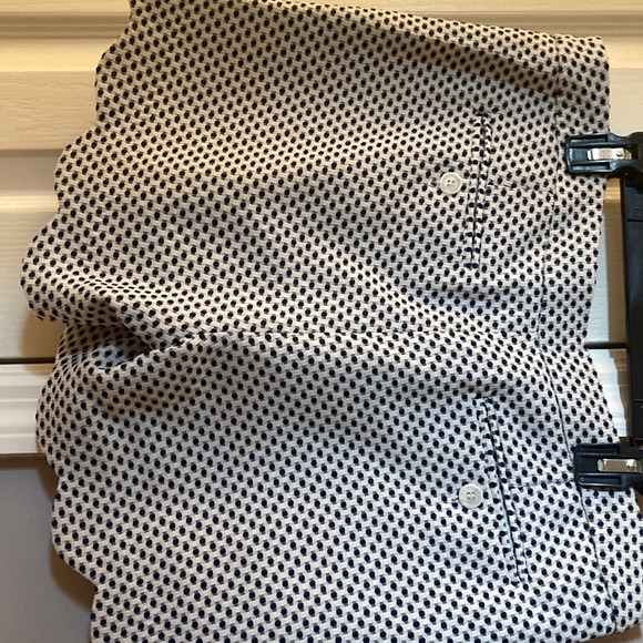 Saint tropez west scalloped shorts with pockets - Picture 3 of 3